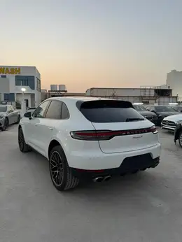 2021 PORSCHE MACAN S