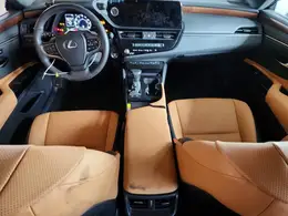 2025 LEXUS ES 300h