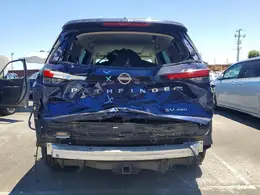 2024 NISSAN PATHFINDER SV