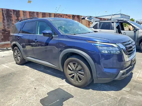 2024 NISSAN PATHFINDER SV