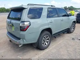 2023 TOYOTA 4Runnr TRD OFF-Road Premium