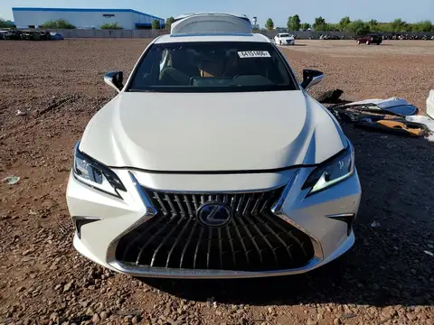 2022 LEXUS ES 300h