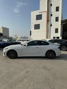2025 BMW 2 SERIES 230i