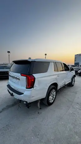 2024 GMC YUKON SLT