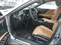 2024 LEXUS ES 300h Ultra luxury