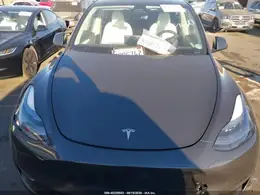 2025 TESLA MODEL Y LONG RANGE